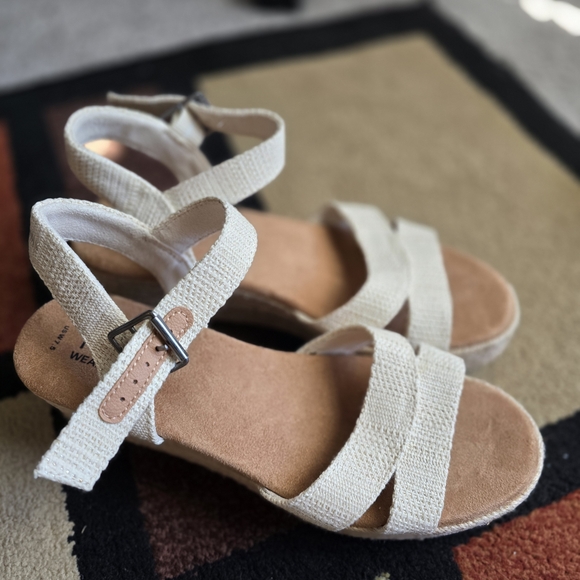 TOMS Women's Tan Espadrille Wedges - Picture 5 of 12